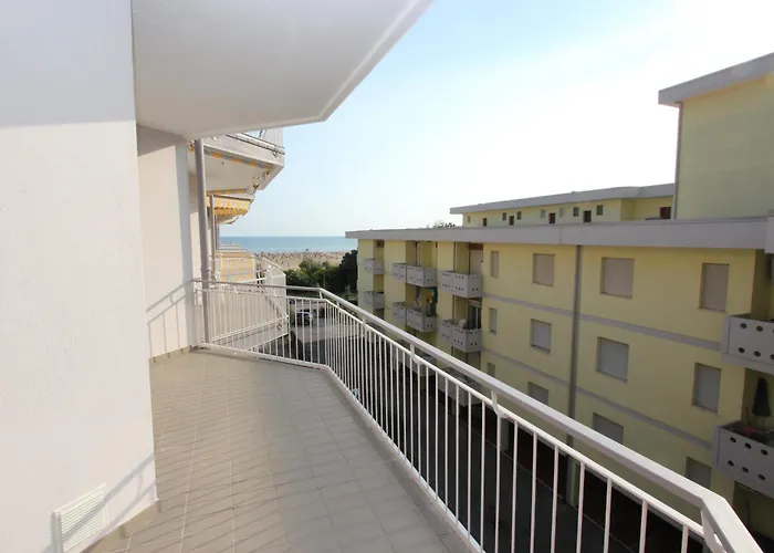 Jolly Apartment